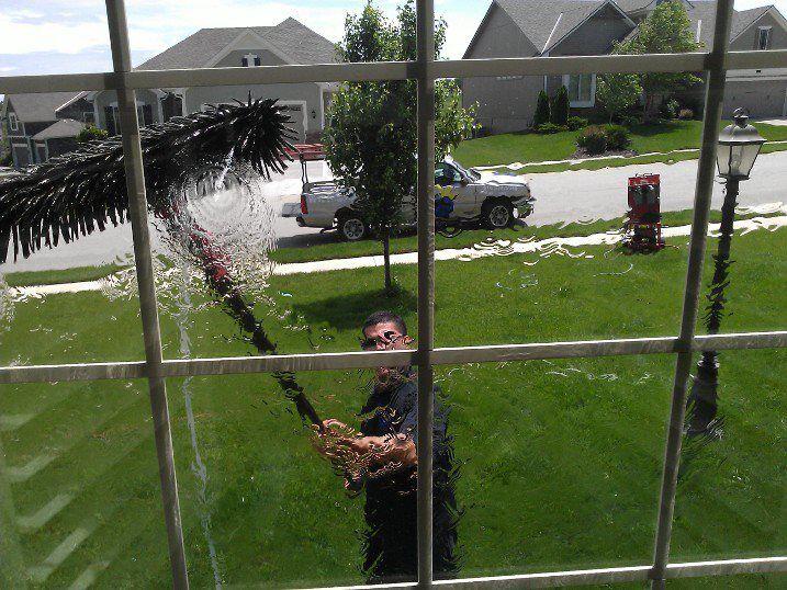 Why 2-Sided Window Cleaner Is the Best Invention for Busy Homeowners 